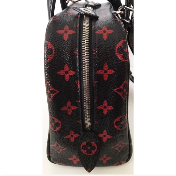 ⛔️SOLD⛔️ Louis Vuitton Infrarouge Dora Crossbody - Picture 3 of 8